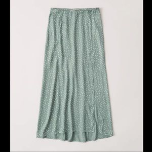NWT Abercrombie & Fitch Midi Skirt